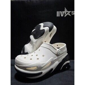 New CROCS Women’s BUBBLE CRUSH CLOG  CROCS 210061-100 WHITE / BLACK Size 5